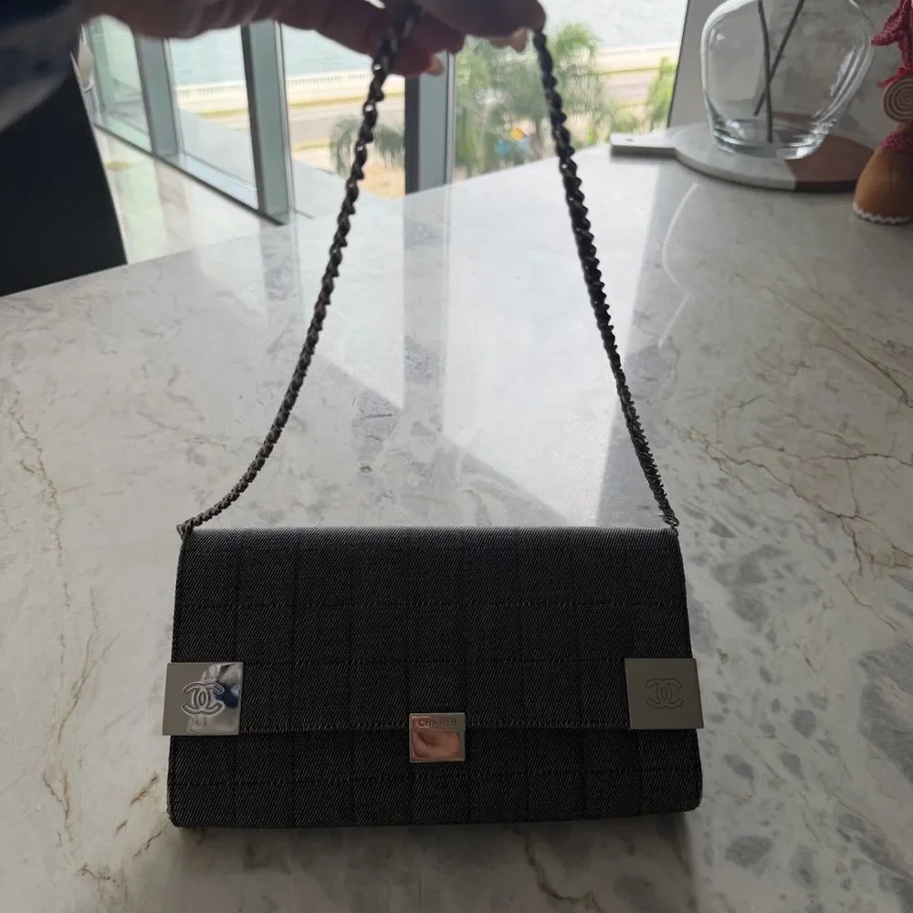 Chanel Chocolate Bar Chain Flap Shoulder/ Clutch Bag